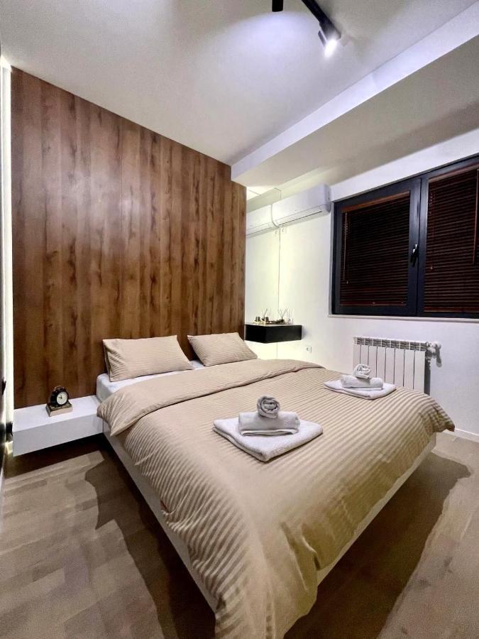 Sunlight Luxe Apartment Скопие Екстериор снимка