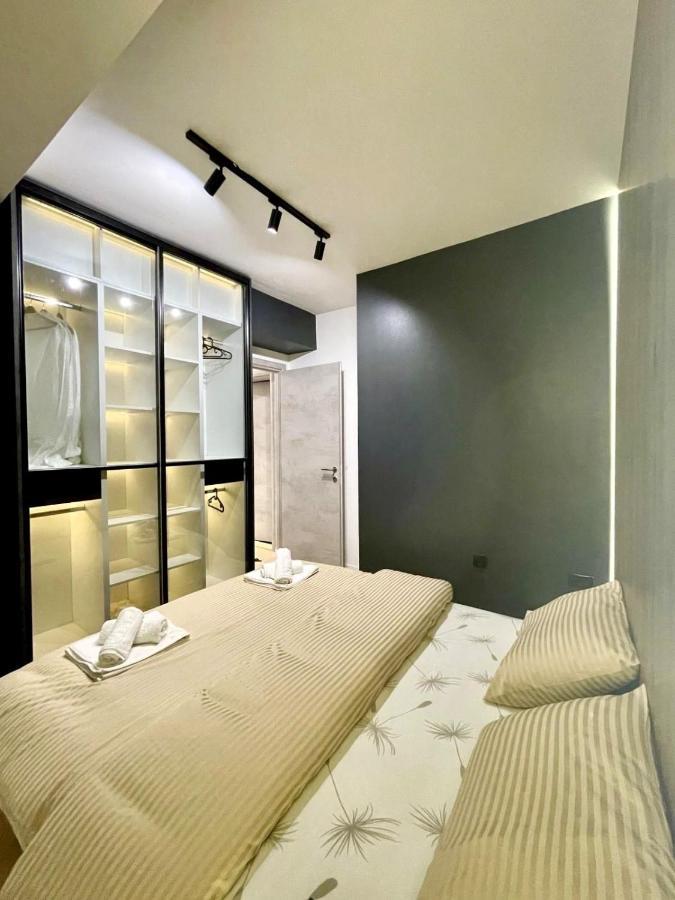 Sunlight Luxe Apartment Скопие Екстериор снимка