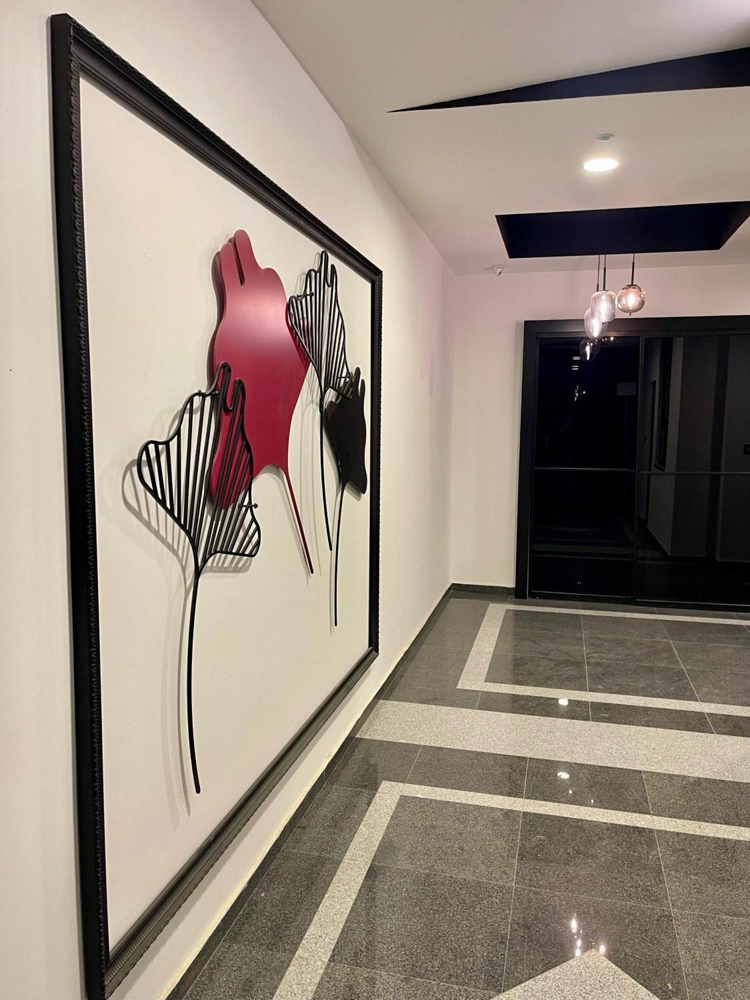 Sunlight Luxe Apartment Скопие Екстериор снимка